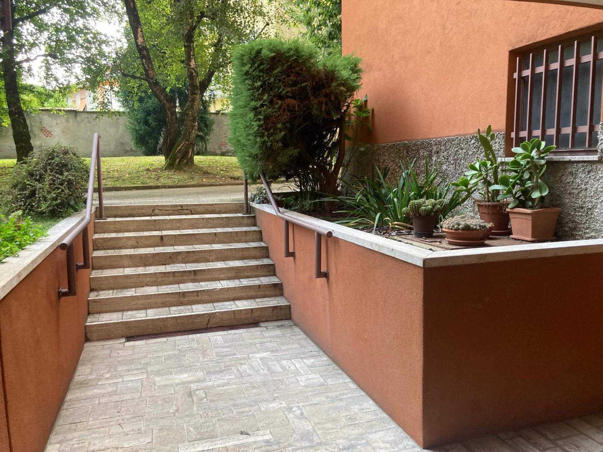 Casa Chiara Tra Saronno E Milano Apartment Luaran gambar